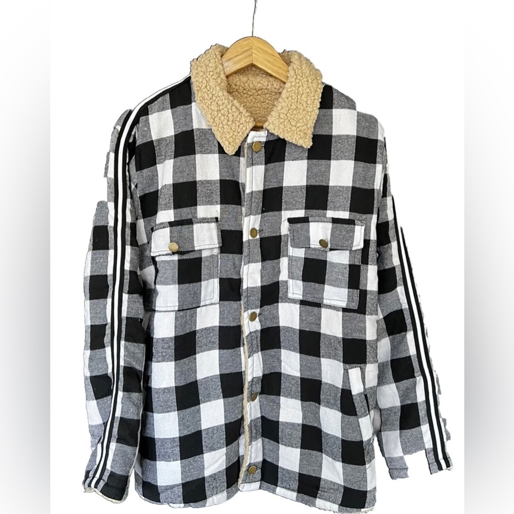 Men Long Sleeve  Plaid & Padded Warm Winter Jacket / White & Black/Large